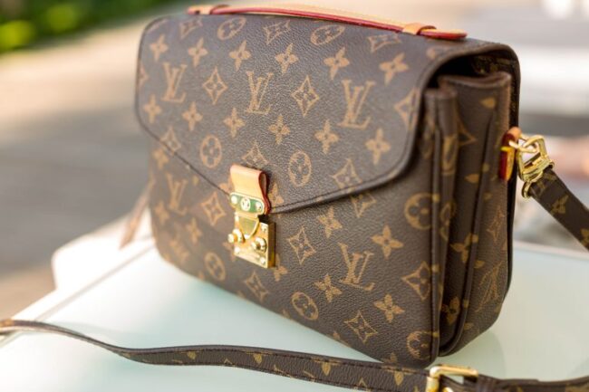 handbags